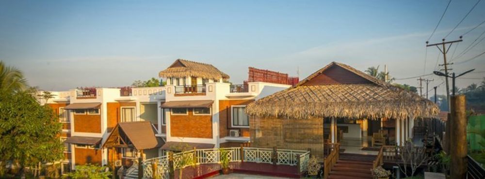 Hotel Queen Jamadevi Mawlamyine Buitenkant foto