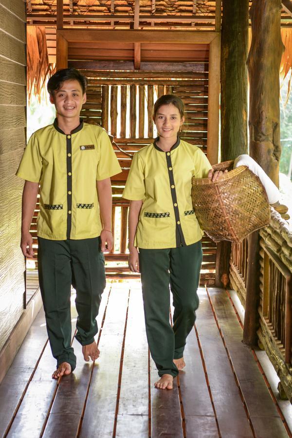 Hotel Queen Jamadevi Mawlamyine Buitenkant foto