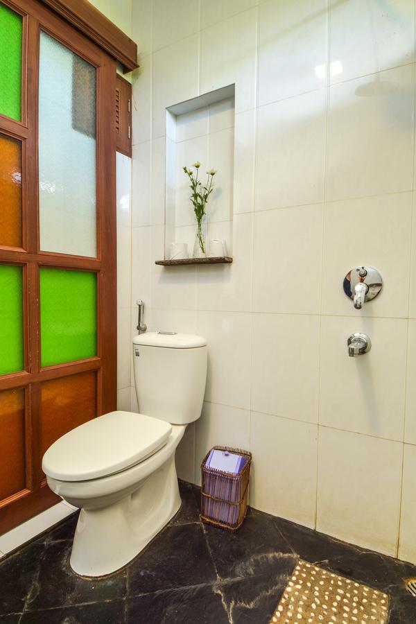 Hotel Queen Jamadevi Mawlamyine Buitenkant foto