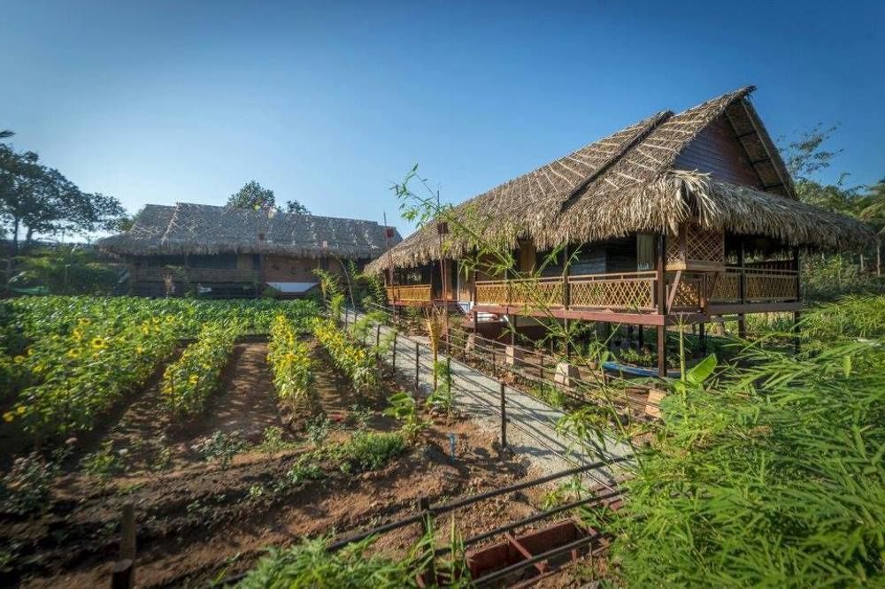 Hotel Queen Jamadevi Mawlamyine Buitenkant foto