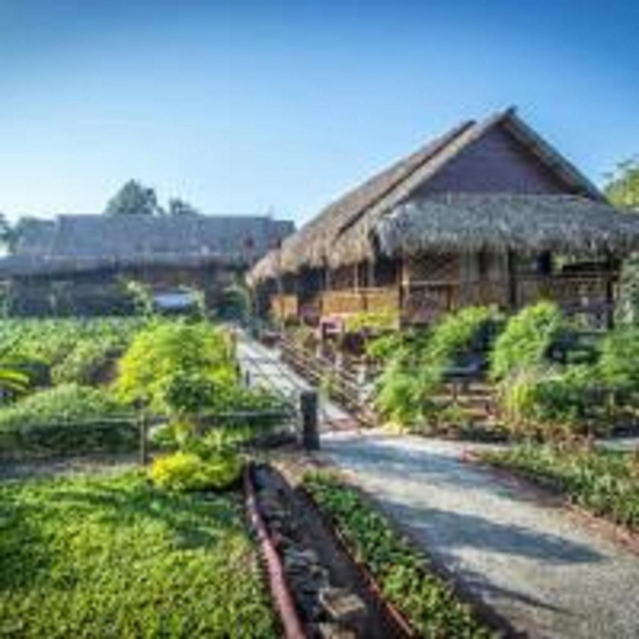 Hotel Queen Jamadevi Mawlamyine Buitenkant foto